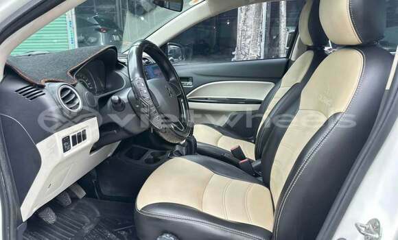 Mua Đã sử dụng Mitsubishi Attrage Xe ô tô Mua Đã sử dụng Mitsubishi Attrage Xe ô tô