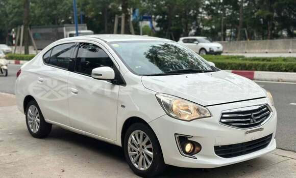 Mua Đã sử dụng Mitsubishi Attrage Xe ô tô Mua Đã sử dụng Mitsubishi Attrage Xe ô tô