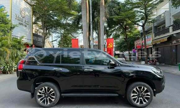 Mua Đã sử dụng Toyota LAND CRUISER Xe ô tô Mua Đã sử dụng Toyota LAND CRUISER Xe ô tô