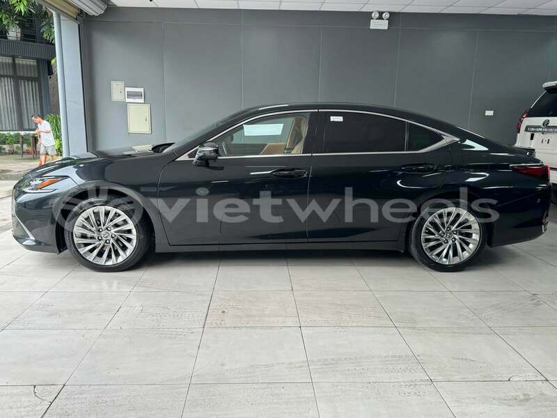 Big with watermark lexus es250 none cao bang 47230