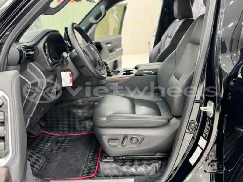 Big with watermark toyota land cruiser ca mau ca mau 47232