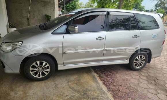Mua Đã sử dụng Toyota Innova Xe ô tô Mua Đã sử dụng Toyota Innova Xe ô tô