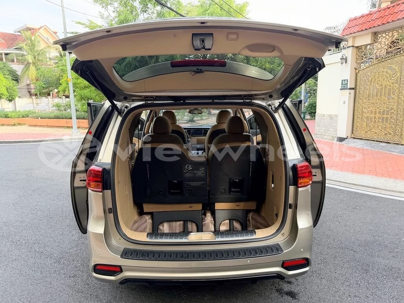Big with watermark kia sedona hanoi tp ho chi minh 47264