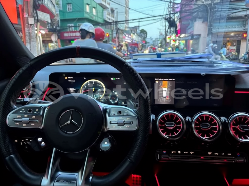 Big with watermark mercedes glb hanoi tp ho chi minh 47269