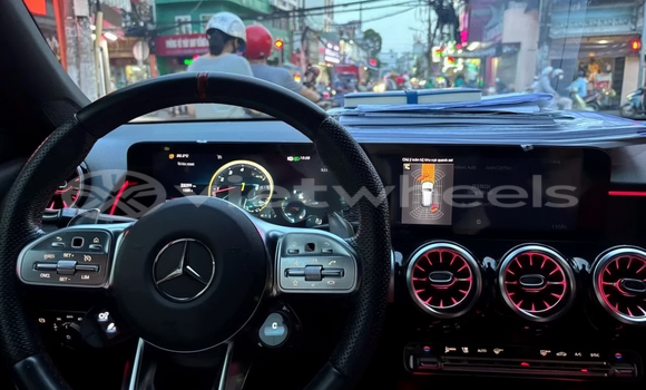 Mua Đã sử dụng Mercedes GLB Xe ô tô Mua Đã sử dụng Mercedes GLB Xe ô tô
