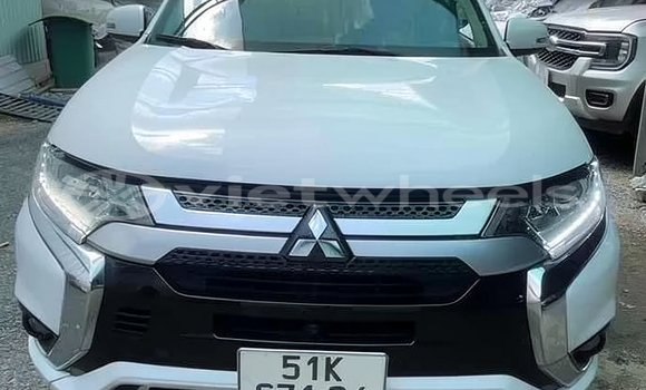 Mua Đã sử dụng Mitsubishi Outlander Xe ô tô