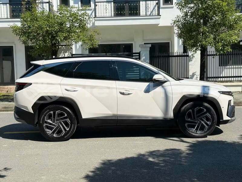 Big with watermark hyundai tucson none cao bang 47275