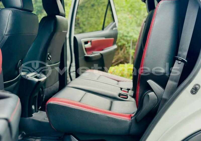 Big with watermark toyota fortuner hanoi hue 47278