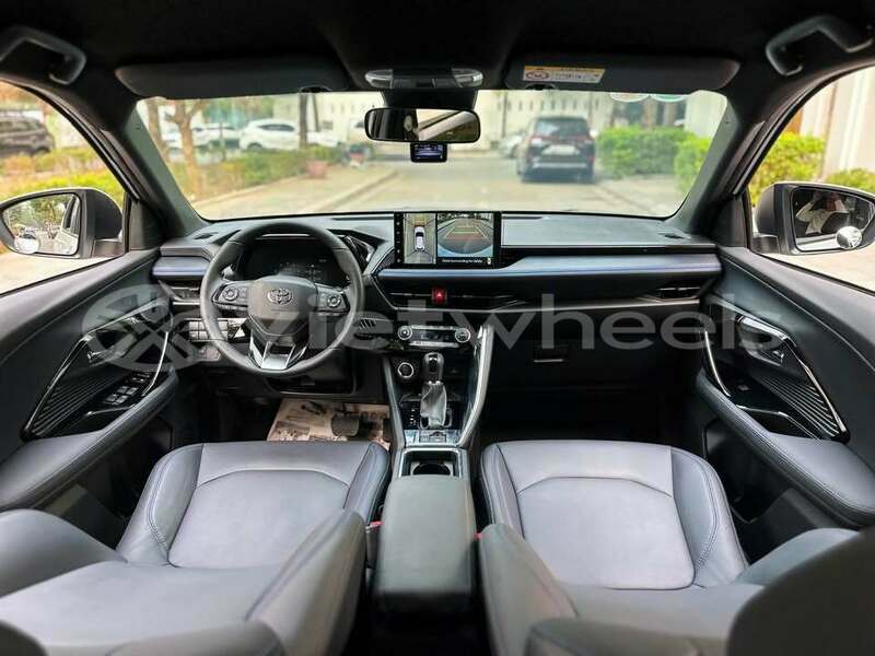 Big with watermark toyota yaris cross hanoi hue 47279