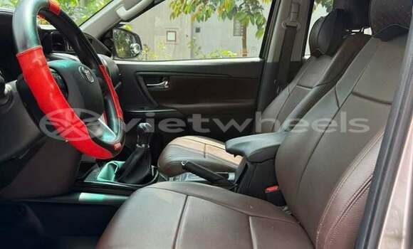 Mua Đã sử dụng Toyota Fortuner Xe ô tô Mua Đã sử dụng Toyota Fortuner Xe ô tô