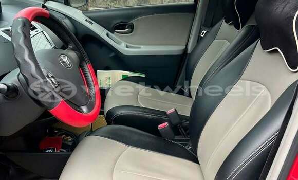 Mua Đã sử dụng Toyota Yaris Xe ô tô Mua Đã sử dụng Toyota Yaris Xe ô tô