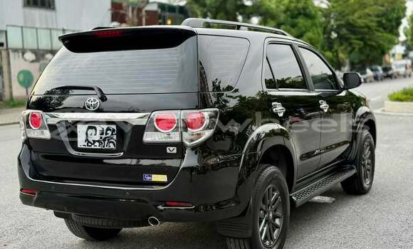 Mua Đã sử dụng Toyota Fortuner Xe ô tô Mua Đã sử dụng Toyota Fortuner Xe ô tô