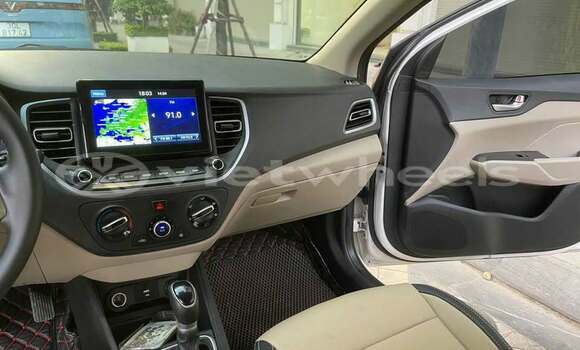 Mua Đã sử dụng Hyundai Accent Xe ô tô Mua Đã sử dụng Hyundai Accent Xe ô tô
