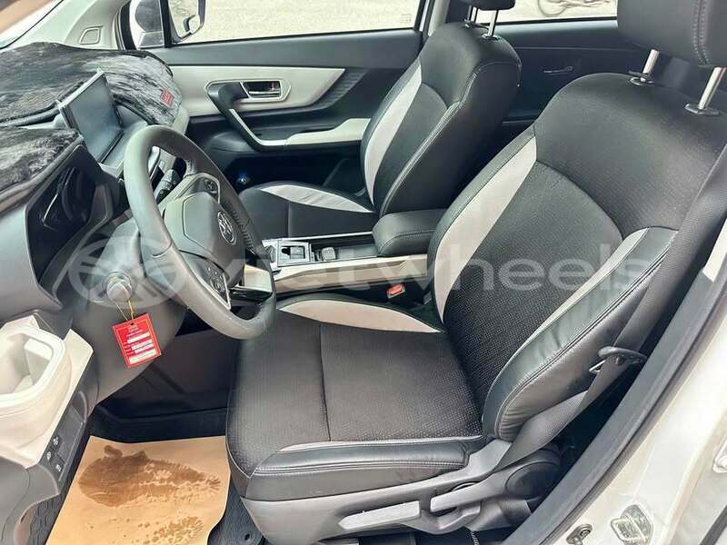 Big with watermark toyota veloz none bac ninh 47343