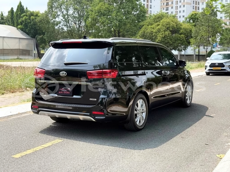 Big with watermark kia sedona hanoi tp ho chi minh 47344