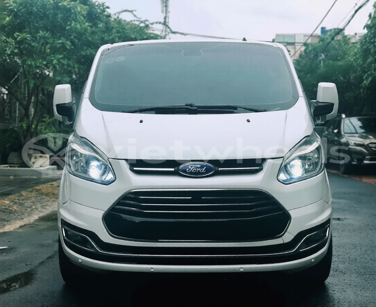 Big with watermark ford tourneo hanoi tp ho chi minh 47349