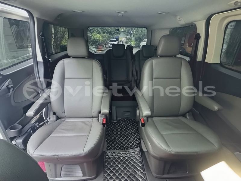 Big with watermark ford tourneo hanoi tp ho chi minh 47349