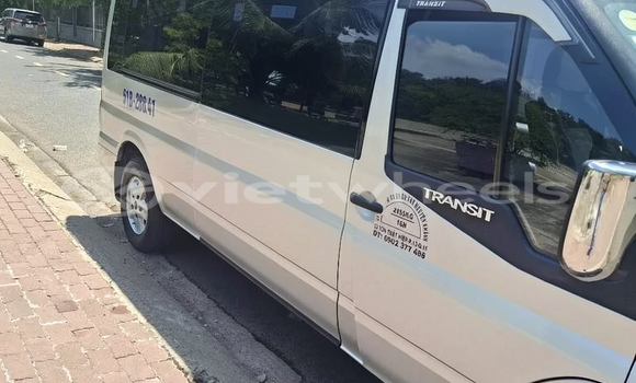 Mua Đã sử dụng Ford Transit Xe ô tô Mua Đã sử dụng Ford Transit Xe ô tô