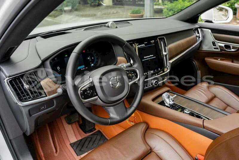 Big with watermark volvo s90 hanoi can tho 47367
