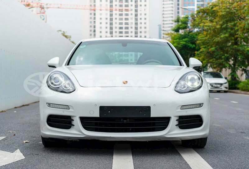 Big with watermark porsche panamera hanoi gia lai 47390