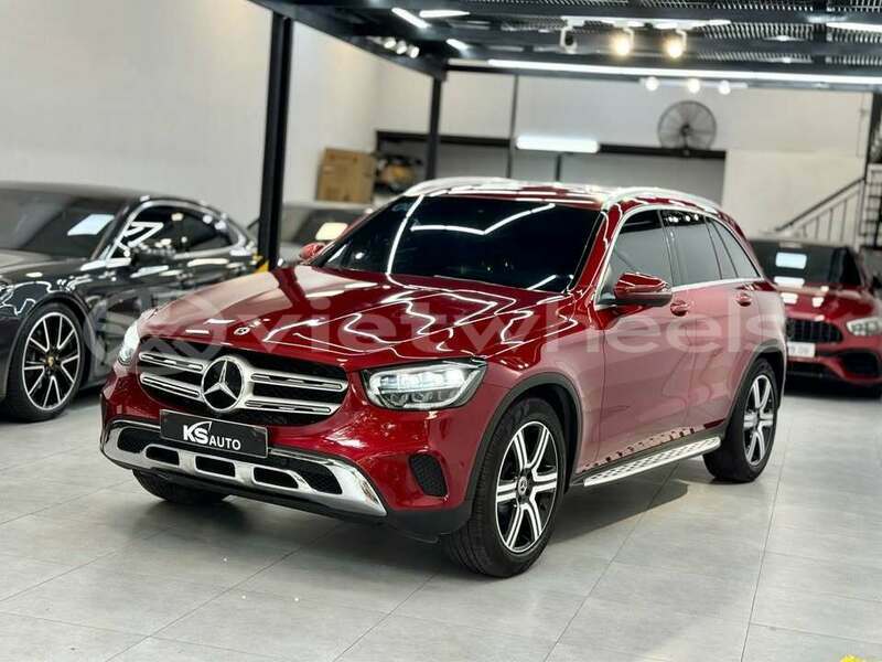Big with watermark mercedes benz glc hanoi gia lai 47391