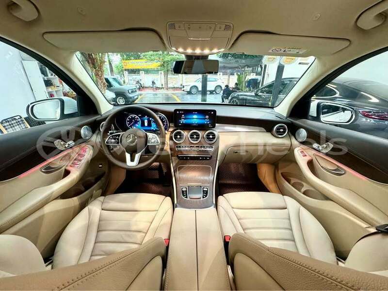 Big with watermark mercedes benz glc hanoi can tho 47393