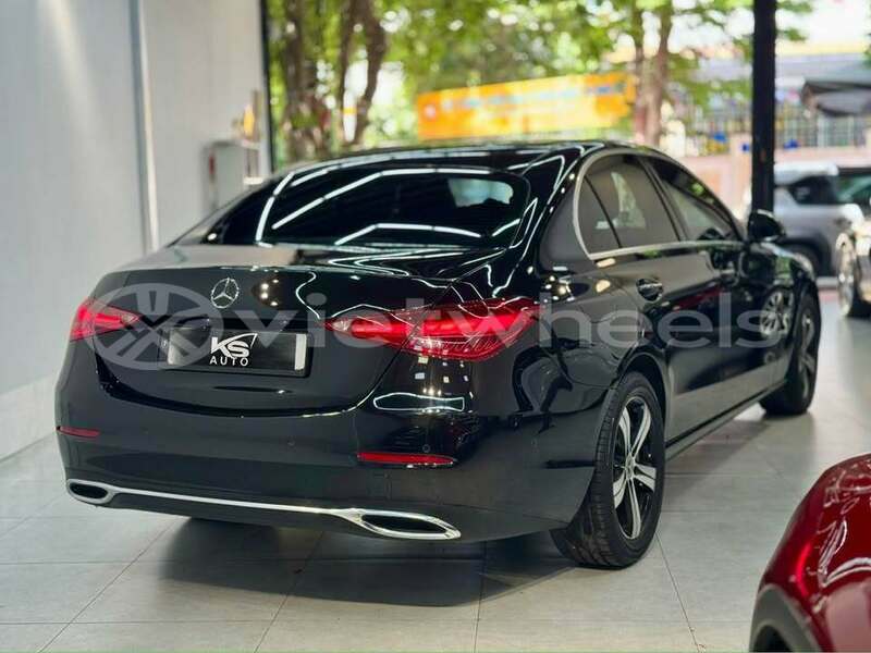 Big with watermark mercedes benz c class hanoi can tho 47394