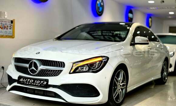 Mua Đã sử dụng Porsche Macan Xe ô tô Mua Đã sử dụng Porsche Macan Xe ô tô