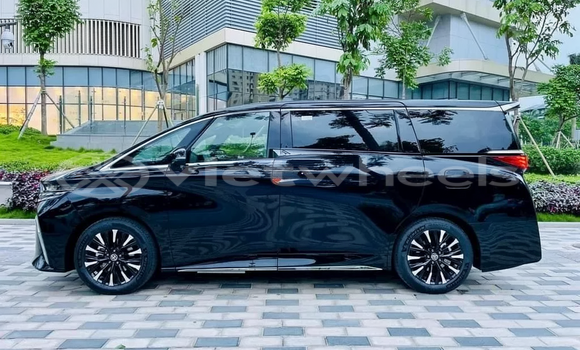 Mua Mới Toyota Alphard Xe ô tô Mua Mới Toyota Alphard Xe ô tô