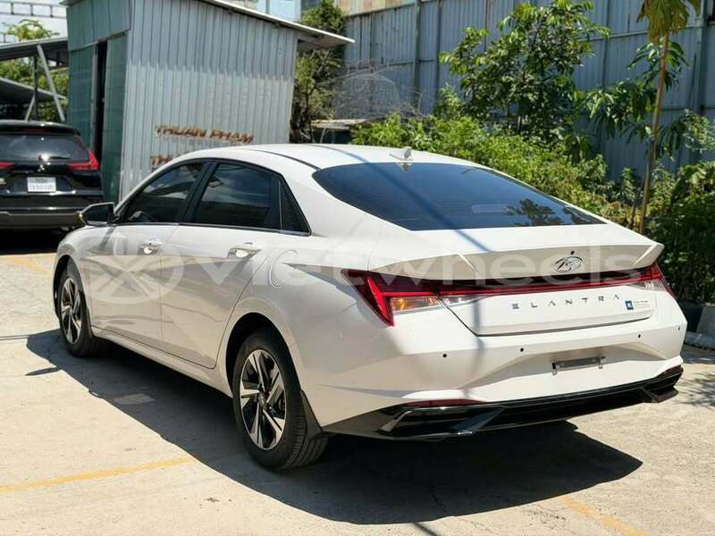 Big with watermark hyundai elantra hanoi hue 47443