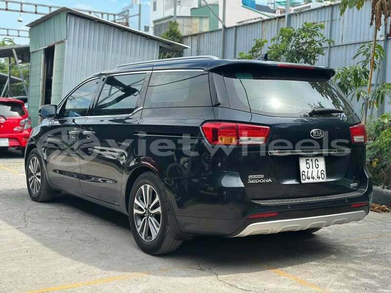 Big with watermark kia sedona hanoi ha noi 47448