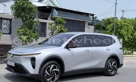 Mua Đã sử dụng Vinfast SA Xe ô tô Mua Đã sử dụng Vinfast SA Xe ô tô