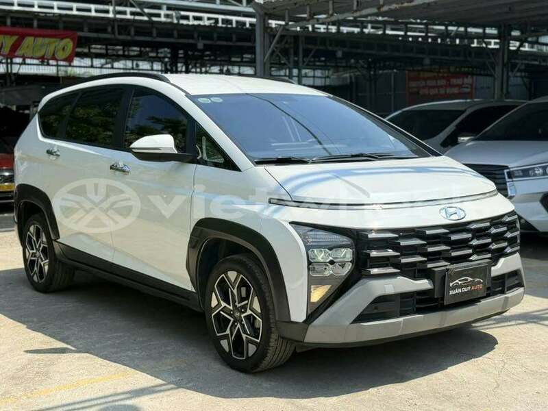 Big with watermark hyundai stargazer hanoi can tho 47467