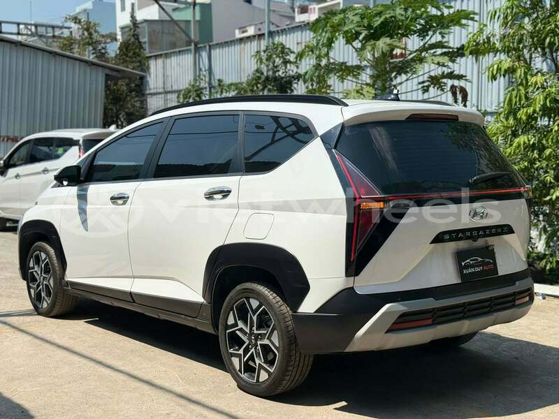 Big with watermark hyundai stargazer hanoi can tho 47467