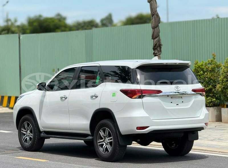 Big with watermark toyota fortuner none cao bang 47477