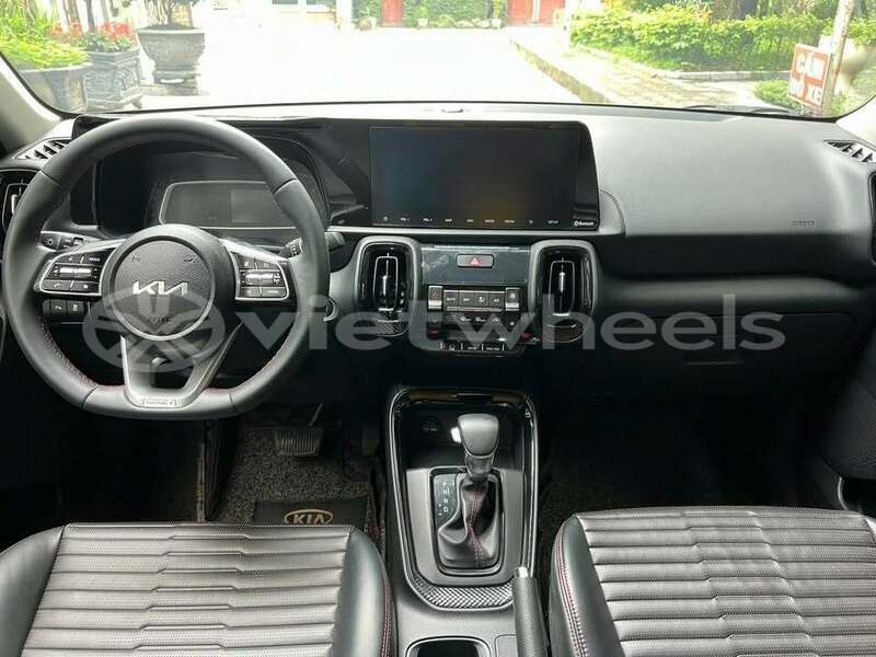 Big with watermark kia sonet hanoi hue 47480