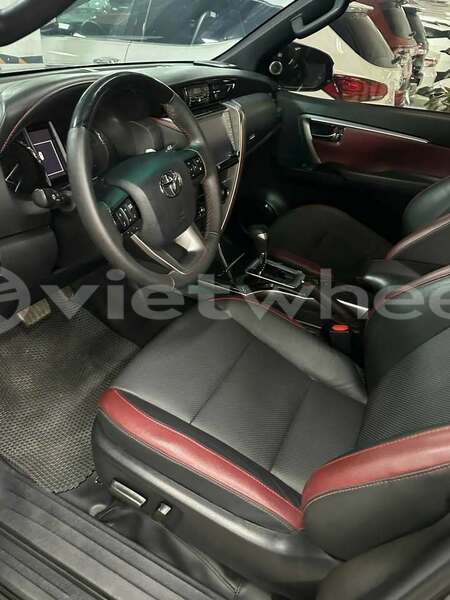Big with watermark toyota fortuner none cao bang 47483