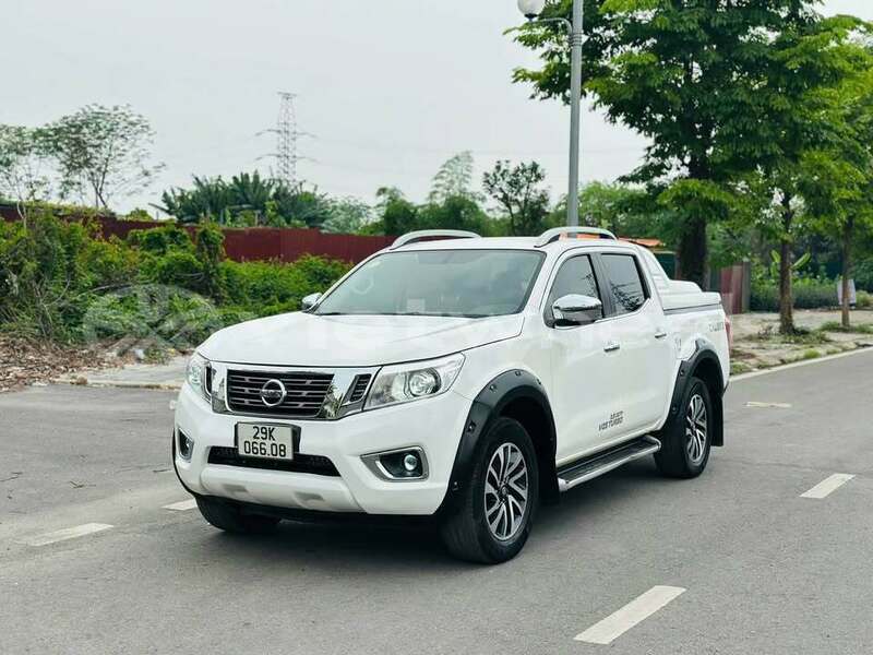 Big with watermark nissan navara none cao bang 47497
