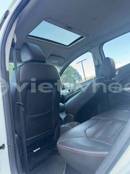 Big with watermark honda hr v hanoi hue 47510