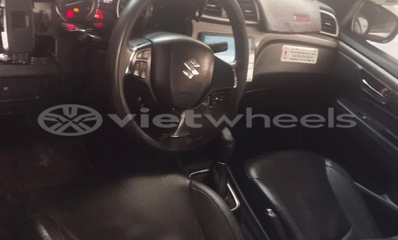 Mua Đã sử dụng Suzuki CIAZ Xe ô tô Mua Đã sử dụng Suzuki CIAZ Xe ô tô
