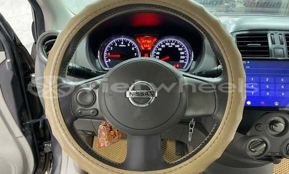 Mua Đã sử dụng Nissan SUNNY Xe ô tô Mua Đã sử dụng Nissan SUNNY Xe ô tô