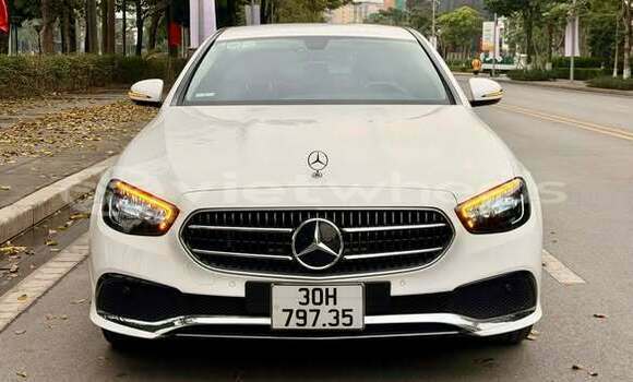 Mua Đã sử dụng Mercedes-benz E-class Xe ô tô Mua Đã sử dụng Mercedes-benz E-class Xe ô tô