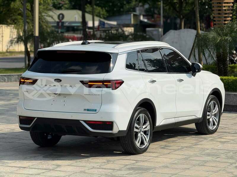 Big with watermark ford territory hanoi gia lai 47563