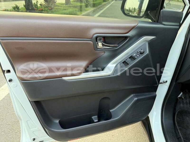 Big with watermark toyota innova none cao bang 47593