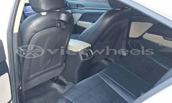 Mua Đã sử dụng Hyundai Elantra Xe ô tô Mua Đã sử dụng Hyundai Elantra Xe ô tô