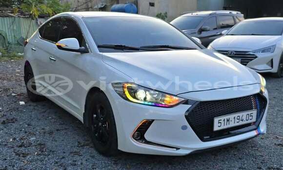 Mua Đã sử dụng Hyundai Elantra Xe ô tô Mua Đã sử dụng Hyundai Elantra Xe ô tô