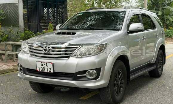 Mua Đã sử dụng Toyota Fortuner Xe ô tô Mua Đã sử dụng Toyota Fortuner Xe ô tô