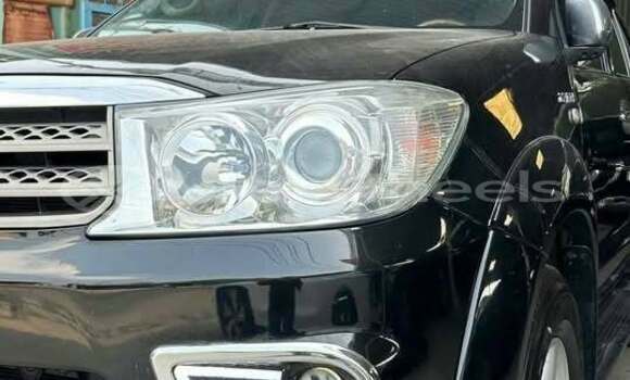 Buy Used Toyota Fortuner Car Buy Used Toyota Fortuner Car