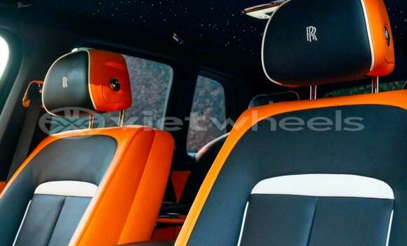 Mua Đã sử dụng Rolls Royce Cullinam Xe ô tô Mua Đã sử dụng Rolls Royce Cullinam Xe ô tô