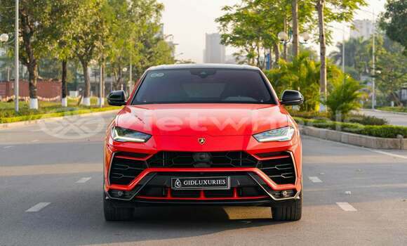 Mua Đã sử dụng Lamborghini Urus Xe ô tô Mua Đã sử dụng Lamborghini Urus Xe ô tô